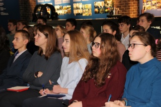 дети слушают4.jpg дети слушают4.jpg